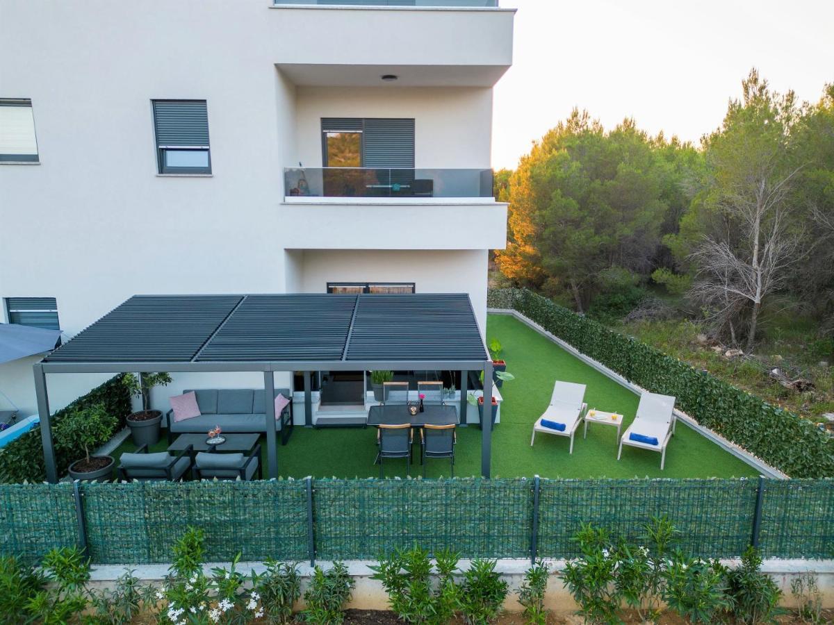 My Adriatic Place With Private Garden And Garage Šibenik Eksteriør billede